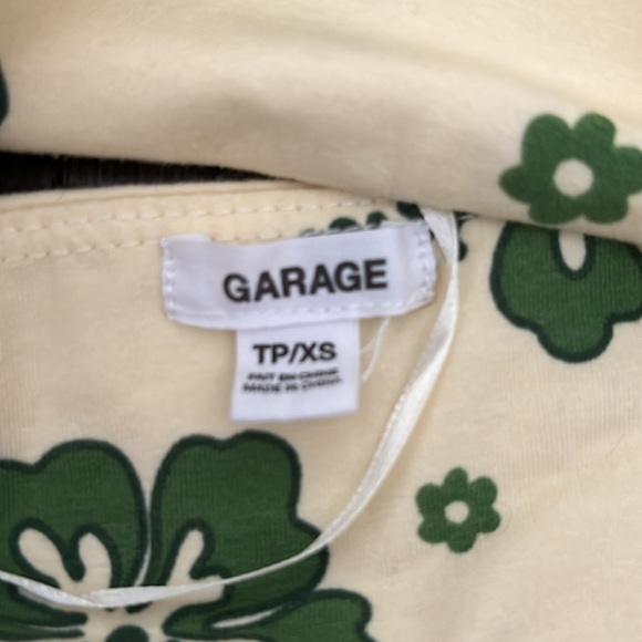 Garage Floral Printed Crop Top - Picture 4 of 4